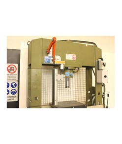 Riparo per Presse idrauliche e Macchine varie Riparo per Presse idrauliche e Macchine varie